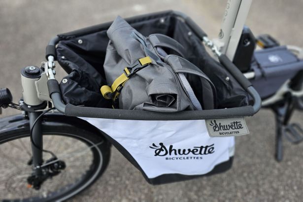 Shwette Baggy caisse avant