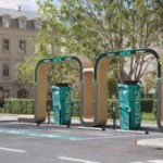 Le plein d&rsquo;essence à 42 cts en électrique, le porte vélo abordable de Thule et les batteries sans lithium de Volkswagen – Récap’ Survoltés