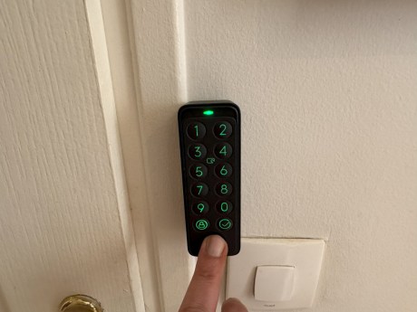 SwitchBot Keypad Touch A (7)