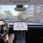 Tesla déploie enfin le FSD V14 Lite : qu’apporte-t-il vraiment et pourquoi l’Europe reste sur la touche Tesla déploie enfin le FSD V14 Lite : qu’apporte-t-il vraiment et pourquoi l’Europe reste sur la touche