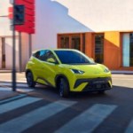 Un siège en plus, des milliers d’euros en moins : le plan de BYD pour baisser le prix de sa voiture électrique la moins chère en France Un siège en plus, des milliers d’euros en moins : le plan de BYD pour baisser le prix de sa voiture électrique la moins chère en France