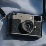 Fujifilm frappe fort avec ce boîtier ultra compact au concept très original