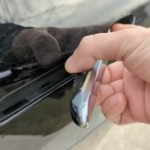 Danger en cas d’accident : la Chine s’attaque aux poignées de certaines voitures électriques Danger en cas d’accident : la Chine s’attaque aux poignées de certaines voitures électriques