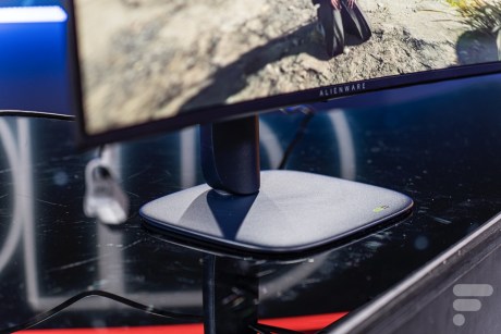 Alienware AW3425DW pied