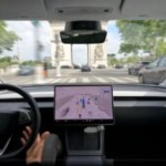 Les Tesla conduisent mieux que vous, la preuve avec cette vidéo en plein Paris Les Tesla conduisent mieux que vous, la preuve avec cette vidéo en plein Paris