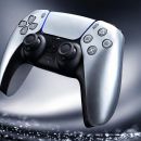 PS5 : la superbe manette DualSense Sterling Silver s&rsquo;affiche à un prix imbattable chez E.Leclerc