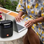 L’enceinte Bluetooth JBL au look rétro avec son tuner FM et son antenne perd pratiquement 50 % de son prix sur Amazon L’enceinte Bluetooth JBL au look rétro avec son tuner FM et son antenne perd pratiquement 50 % de son prix sur Amazon