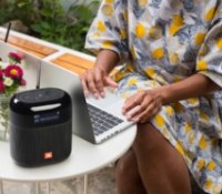 L&rsquo;enceinte Bluetooth JBL au look rétro avec son tuner FM et son antenne perd pratiquement 50 % de son prix sur Amazon