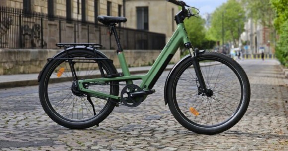On a testé l&rsquo;Iweech Promenade, un excellent vélo électrique urbain qui fait tout à votre place
