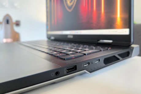 msi-titan-18-hx-ai-test-09