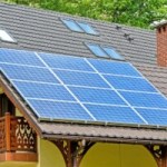 Un scandale énergétique invisible en Europe, le recul de la France sur les panneaux solaires et les 300 000 voitures électriques qui manquent à l&rsquo;appel – Récap&rsquo; Survoltés
