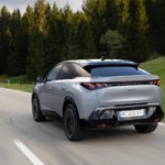 « Les plans changent toutes les semaines » : Stellantis prévoit un Peugeot 3008 compact hybride et électrique pour défier Renault « Les plans changent toutes les semaines » : Stellantis prévoit un Peugeot 3008 compact hybride et électrique pour défier Renault