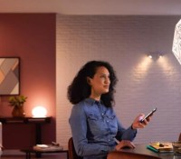 Voici la promo idéale pour se lancer dans une installation domotique : ce pack Philips Hue (3 ampoules, pont et interrupteur) est à moins de 60 €