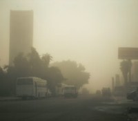 Pourquoi cette poussière venue du Sahara menace le réseau électrique européen