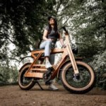 La grande victoire des fatbikes électriques, la révolution d&rsquo;Android Auto et l&rsquo;arrivée de la R5 électrique à 25 000 € – Récap&rsquo; Survoltés