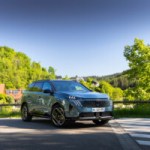 On a essayé la Peugeot e-5008 Dual Motor : plus de puissance, mais un mauvais choix de batterie On a essayé la Peugeot e-5008 Dual Motor : plus de puissance, mais un mauvais choix de batterie