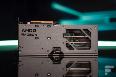 L'AMD Radeon RX 9060 XT 16 Go // Source : Source : Chloé Pertuis pour Frandroid
