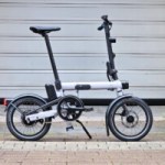 On a déjà essayé le futur vélo pliant électrique Decathlon : ultra compact et prometteur On a déjà essayé le futur vélo pliant électrique Decathlon : ultra compact et prometteur