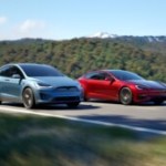 Voici à quoi sert la nouvelle caméra intégrée aux Tesla les plus récentes Voici à quoi sert la nouvelle caméra intégrée aux Tesla les plus récentes