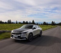 DS N°8 // Source : DS Automobiles