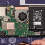 La Nintendo Switch 2 a été totalement démontée : voici ce qu’il faut en retenir La Nintendo Switch 2 a été totalement démontée : voici ce qu’il faut en retenir