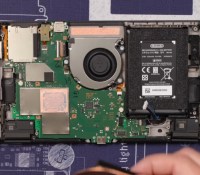 La Nintendo Switch 2 démontée.