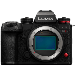 Panasonic Lumix S1 IIE Panasonic Lumix S1 IIE