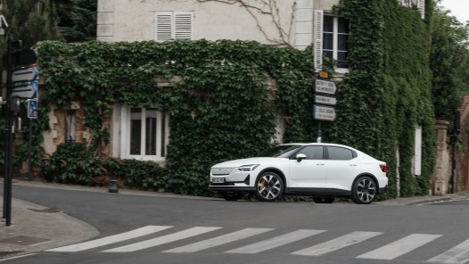 Polestar 2 // Source : Polestar