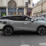 On a croisé cette voiture chinoise à Paris, mais c’est quoi ? On a croisé cette voiture chinoise à Paris, mais c’est quoi ?