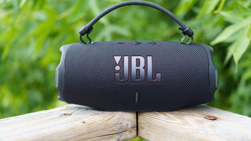 Plus d’un an après sa sortie, l’excellente enceinte JBL Charge 6 est enfin presque à moitié prix