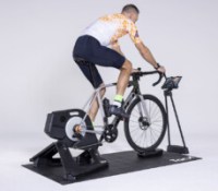 Le Tacx Neo 3M avec le Zwift Cog // Source : Garmin