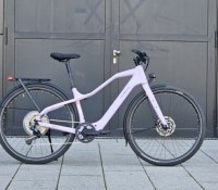 Le Velo de Ville Revo-C au moteur Avinox M1. // Source : M. Lauraux pour Frandroid Le Velo de Ville Revo-C au moteur Avinox M1. // Source : M. Lauraux pour Frandroid