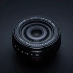 Fujifilm lance un petit objectif très compact et lumineux, idéal pour la photo de rue Fujifilm lance un petit objectif très compact et lumineux, idéal pour la photo de rue
