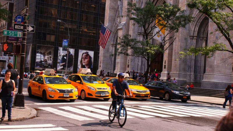 Pourquoi New York cherche à bannir définitivement certains modèles de vélos électriques