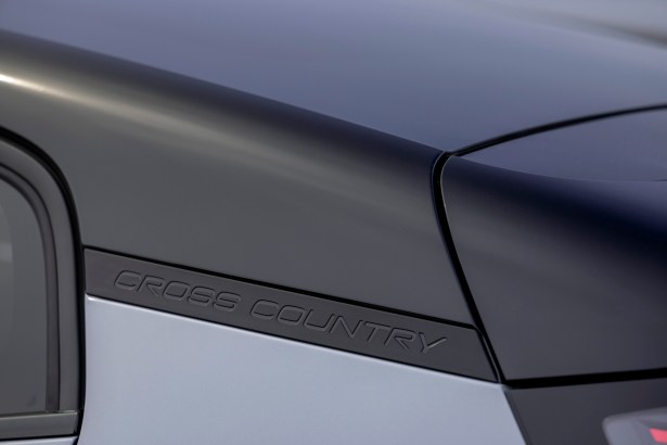 014_Volvo-EX30CC.jpg_compressed