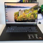 Test du Asus TUF Gaming A18 (2025) : trop large pour une RTX 5050 Test du Asus TUF Gaming A18 (2025) : trop large pour une RTX 5050