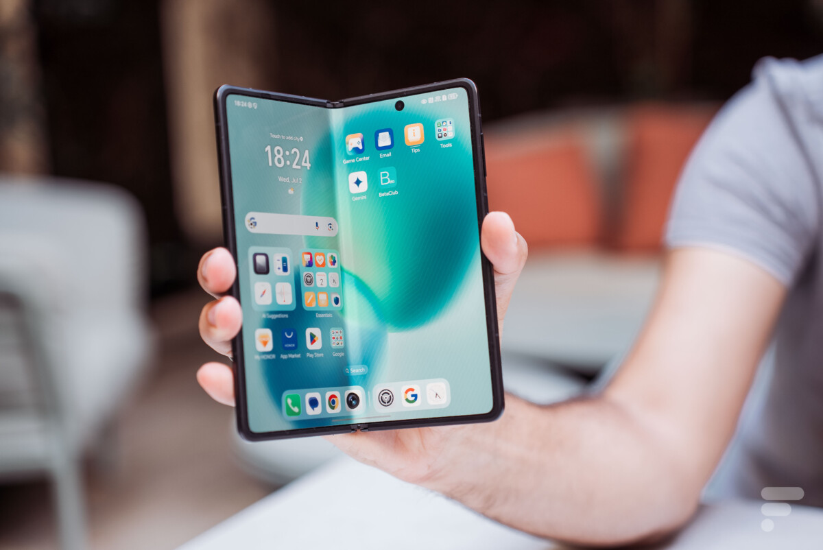 Honor Magic V5 // Source : Robin Wycke - Frandroid Honor Magic V5 // Source : Robin Wycke - Frandroid