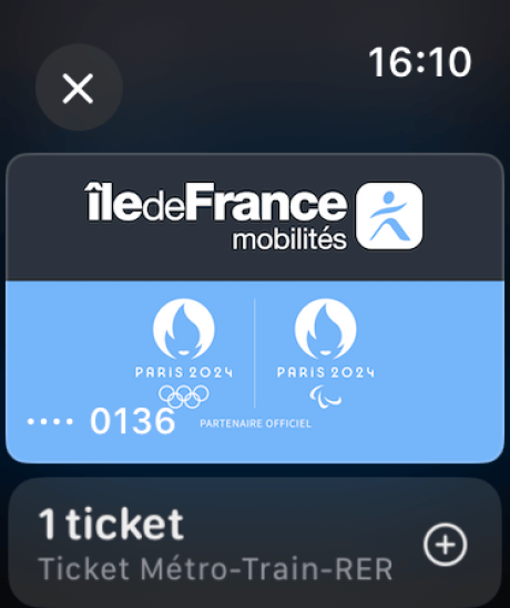 Le pass Navigo sur l'Apple Watch Series 10 sous watchOS 11 // Source : Frandroid