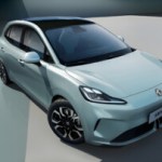La nouvelle MG4 sera la première voiture électrique abordable dotée d’une batterie semi-solide La nouvelle MG4 sera la première voiture électrique abordable dotée d’une batterie semi-solide