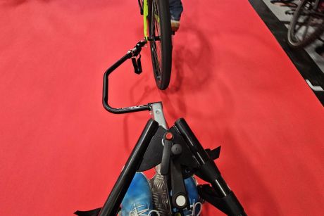 Mobipark remorque vélo PMR fauteuil roulant