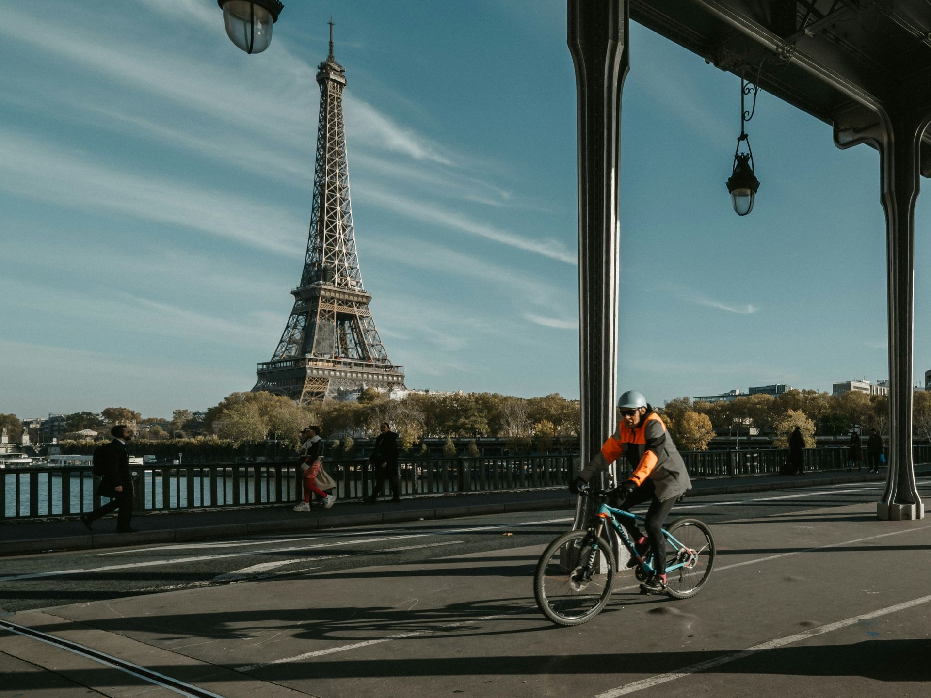 Paris vélo Tour Eiffel