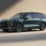 Cette voiture électrique XXL vendue en Europe s’améliore et fait fondre ses prix : voici ce qui change Cette voiture électrique XXL vendue en Europe s’améliore et fait fondre ses prix : voici ce qui change