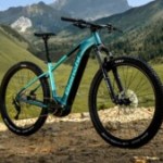 Ce VTT électrique affiche des coloris originaux et une version plus grand public Ce VTT électrique affiche des coloris originaux et une version plus grand public
