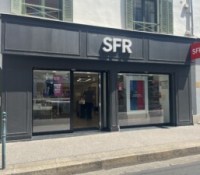 Boutique SFR Grande Rue de la Croix-Rousse (Lyon) juin 2023 // Crédit : Benoît Prieur – Wkimedia Commons (CC0 1.0)