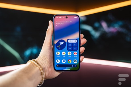 Le Google Pixel 10 // Source : Chloe Pertuis pour Frandroid