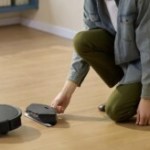 Ce robot aspirateur-laveur Roborock, accompagné de sa station de vidage, ne dépasse pas les 300&nbsp;€ grâce à cette offre