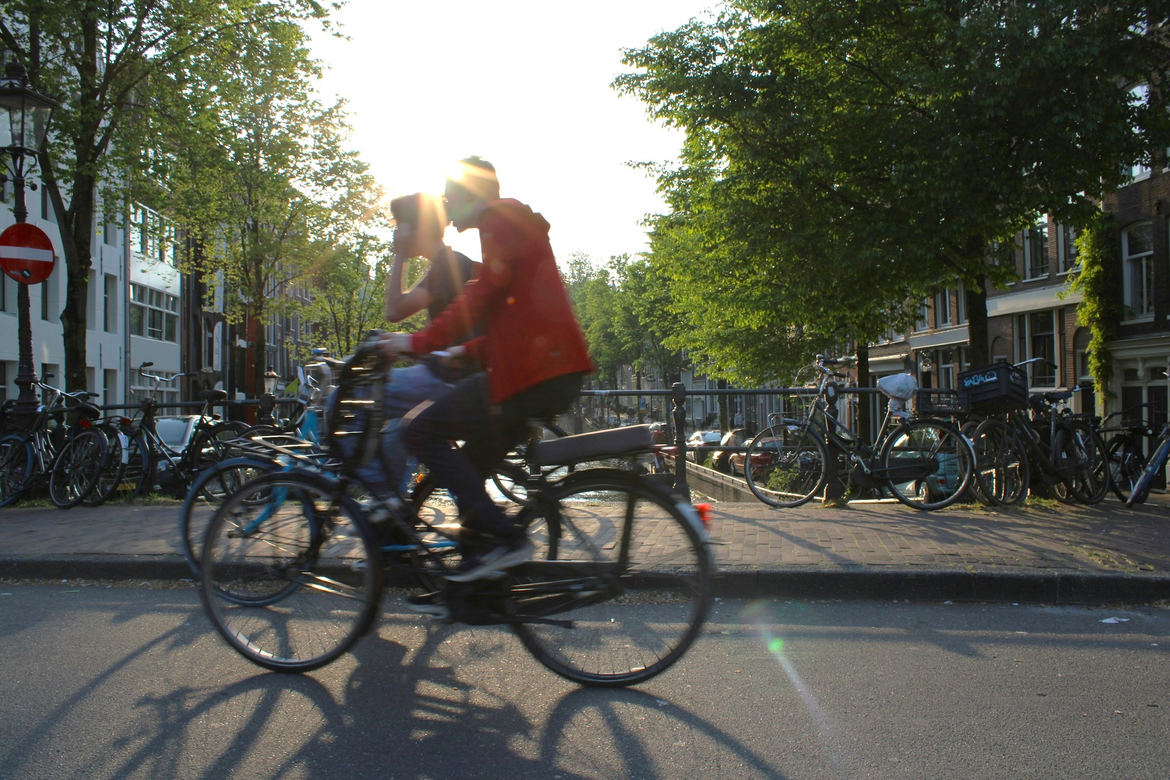 Vélo électrique sans casque