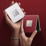 Diamant synthétique et simili-cuir croco : le nouveau Xiaomi Mix Flip 2 s’offre une version très bling-bling en version limitée Diamant synthétique et simili-cuir croco : le nouveau Xiaomi Mix Flip 2 s’offre une version très bling-bling en version limitée