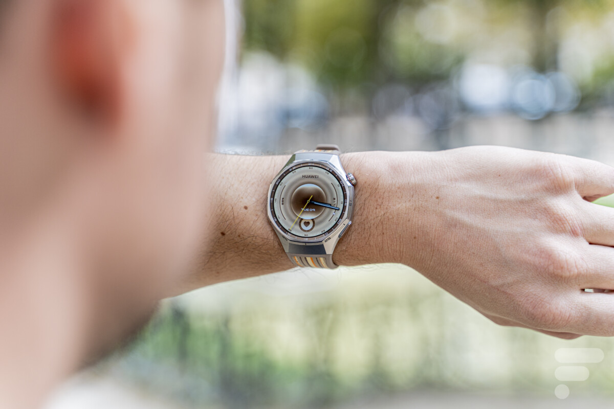 La Huawei Watch GT 6 Pro // Source : Chloé Pertuis - Frandroid La Huawei Watch GT 6 Pro // Source : Chloé Pertuis - Frandroid