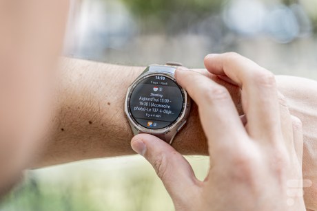 La Huawei Watch GT 6 Pro // Source : Chloé Pertuis - Frandroid